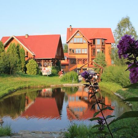 Gostynniy Dvir Raytshtoky Hotel Vorohta Exterior foto