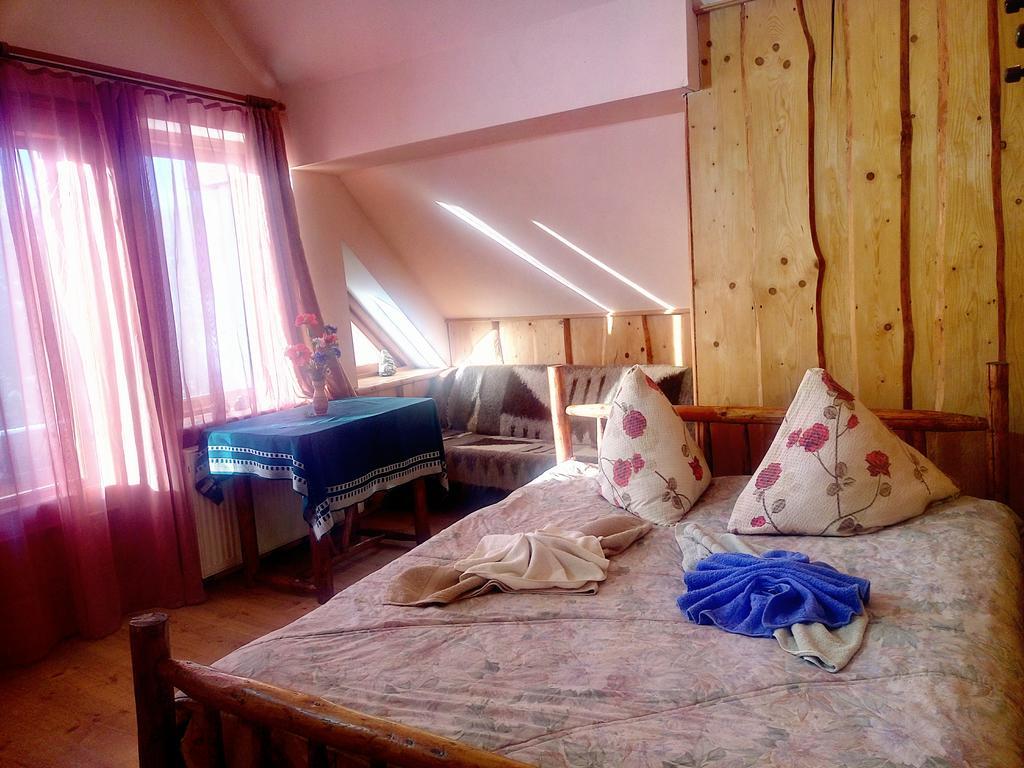 Gostynniy Dvir Raytshtoky Hotel Vorohta Exterior foto